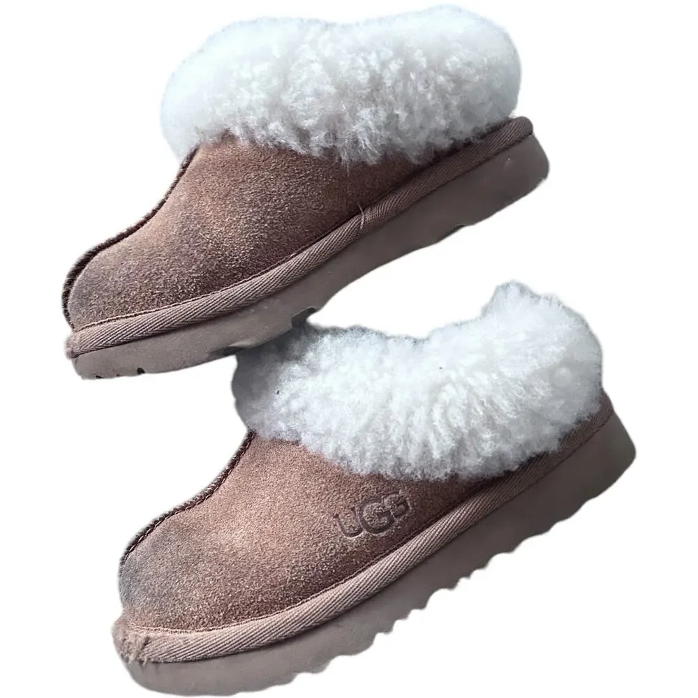 EUC UGG Ultra Comfort Sole Sheepskin Moccasins Slippers Chestnut Kid's Size 9